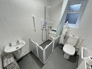 Photo 8- click for photo gallery